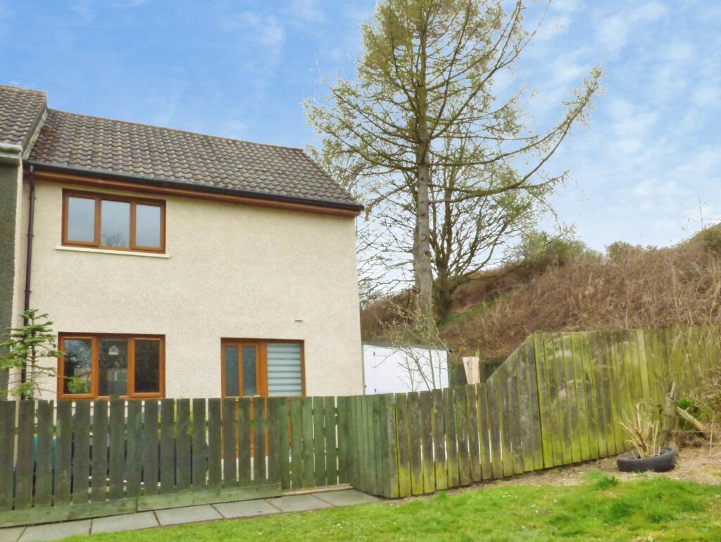 Main image of property: Hillview, Cowdenbeath, KY4