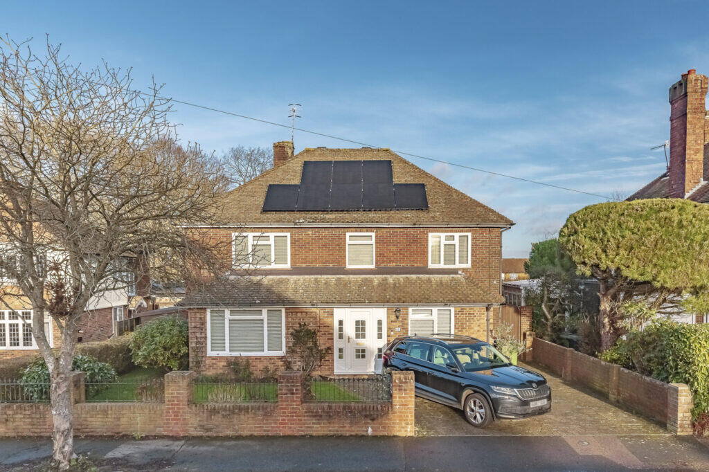 Main image of property: Chestnut Avenue, Tunbridge Wells, TN4