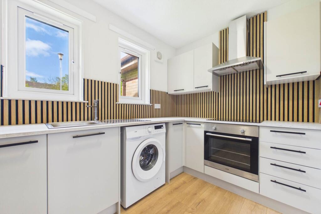 Apartment in Glasgow, Blawarthill, Yoker - View 2