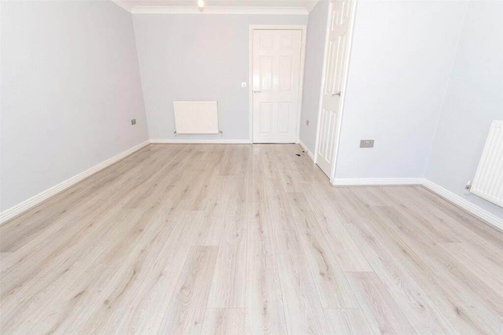 House in Middlewich, Cheshire East - View 5