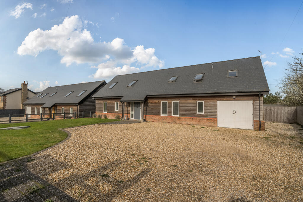 Main image of property: Turnpike Road, Blunsdon, Swindon, SN26