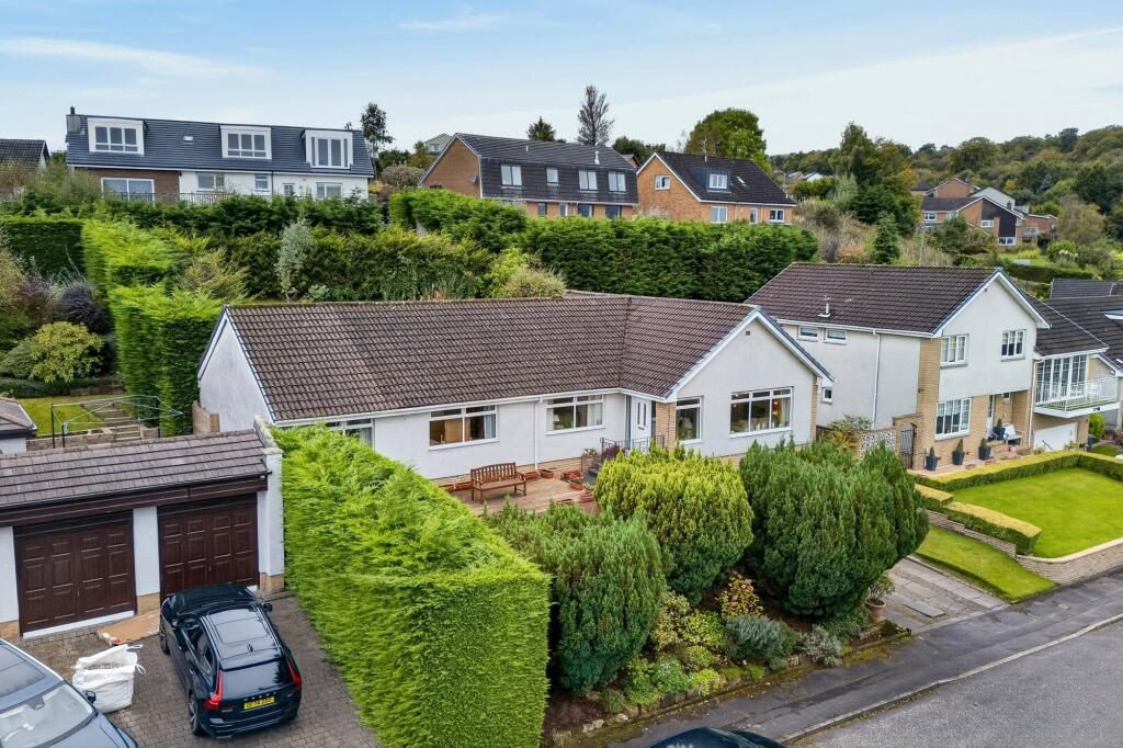 House in Bearsden, North Baljaffray, East Dunbartonshire - View 2