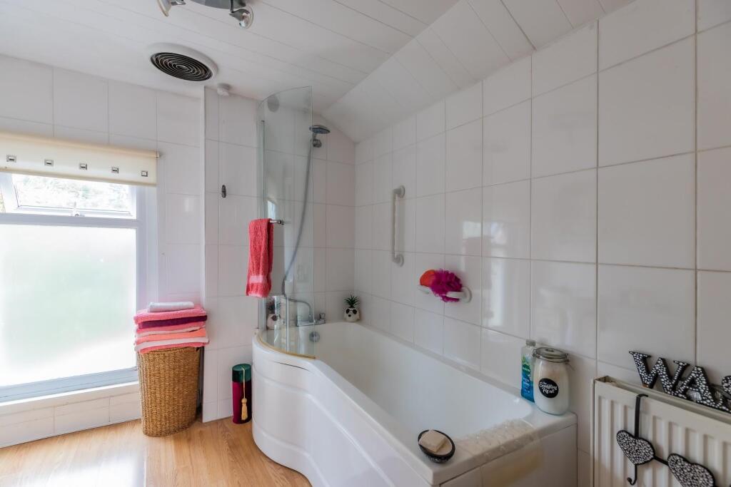 Apartment in Penarth - View 5