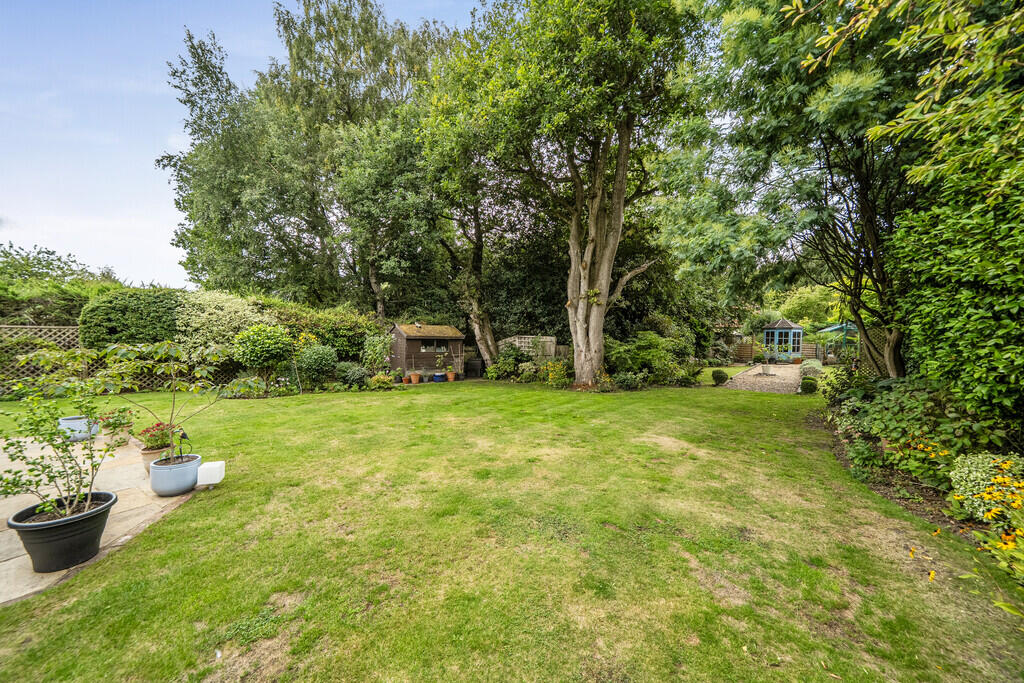 House in Redhill - View 3