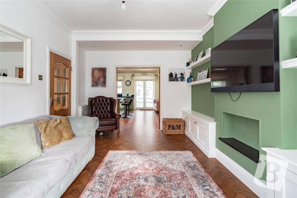 St. Lawrence Road, Upminster, RM14 photo 4
