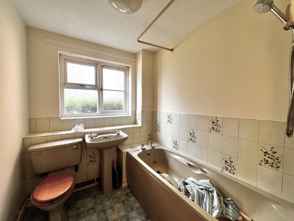 Apartment in Plymouth - More