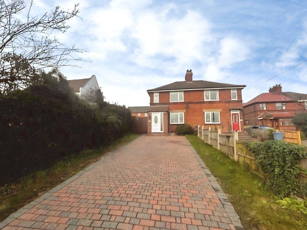 Main image of property: Low Street, East Markham, Newark, Nottinghamshire, NG22