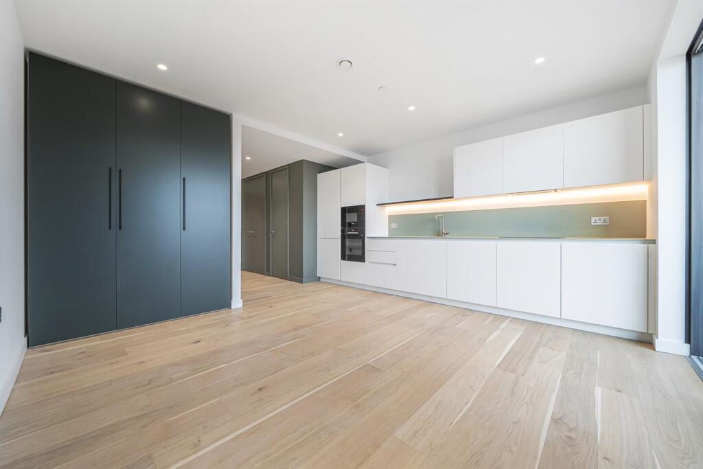 Main image of property: Peninsula Gardens, Mabyn Lane,  Lower Riverside, Greenwich Peninsula, SE10 