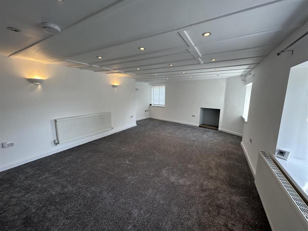 House in Cardiff - View 2