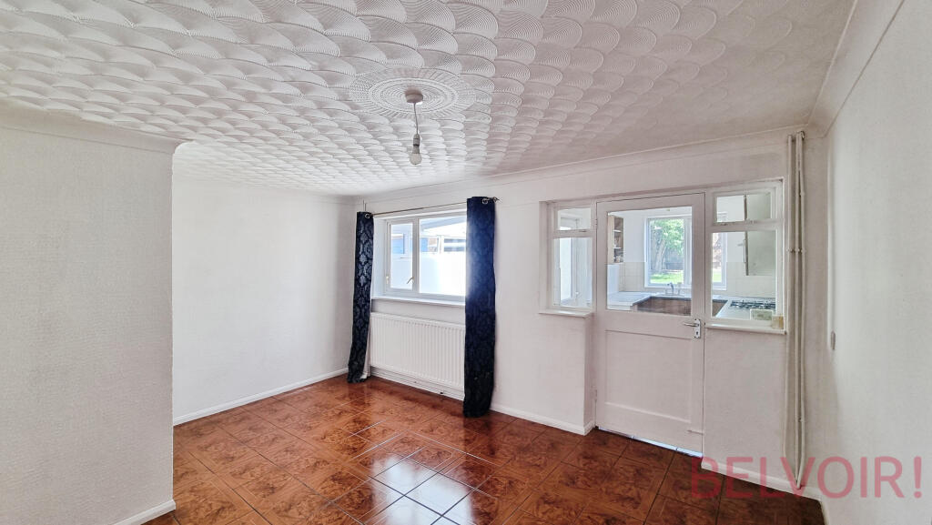 House in Kettering, Ise Lodge - More