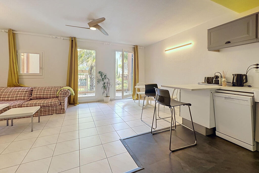 Main image of property: Provence-Alps-Cote d`Azur, Var, Grimaud