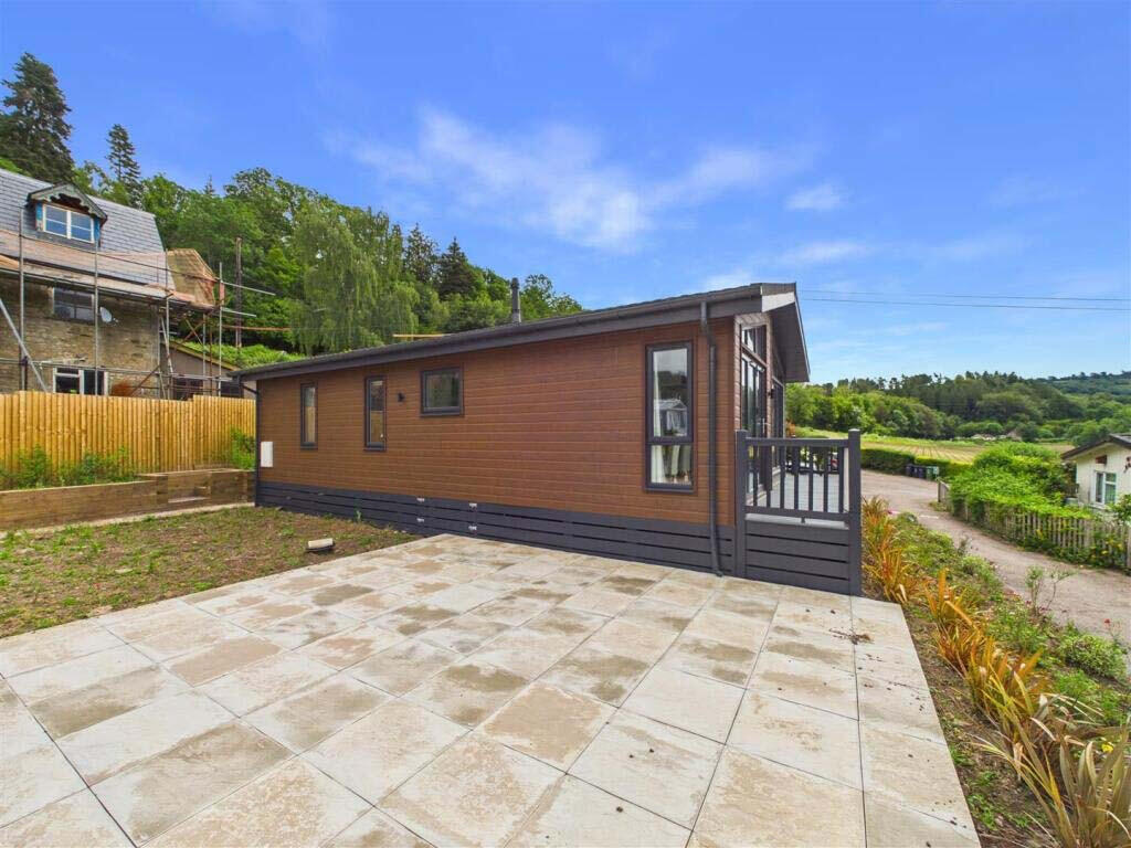 House in Walford, Herefordshire - View 3