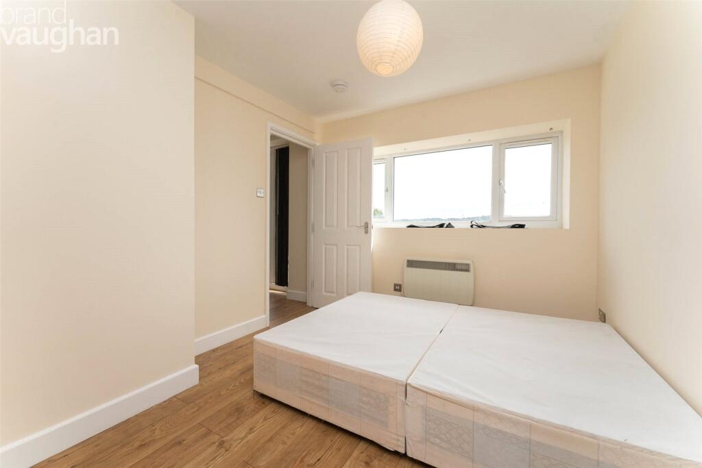 Apartment in Brighton - View 5