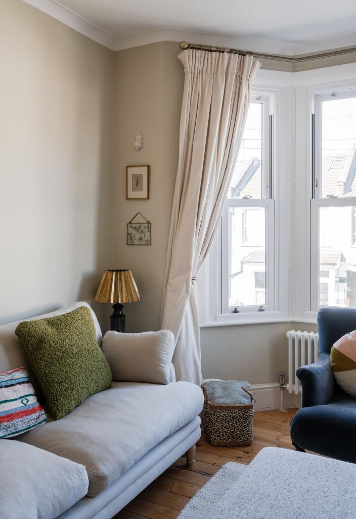 Apartment in London - View 5