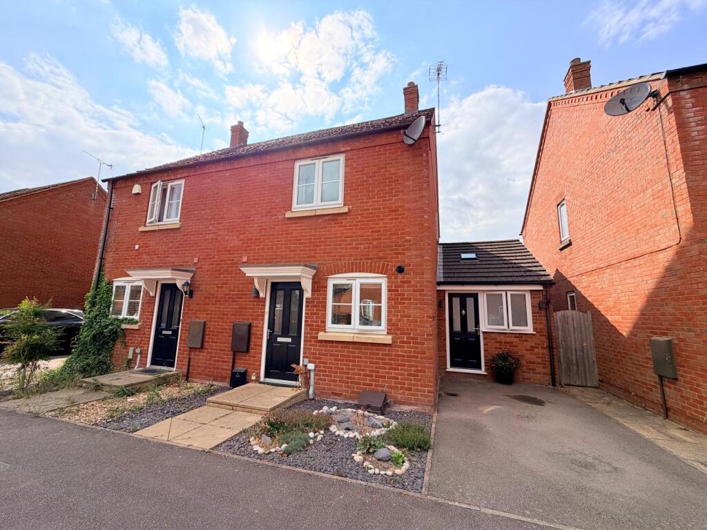 Main image of property: Maltings Row, DEANSHANGER
