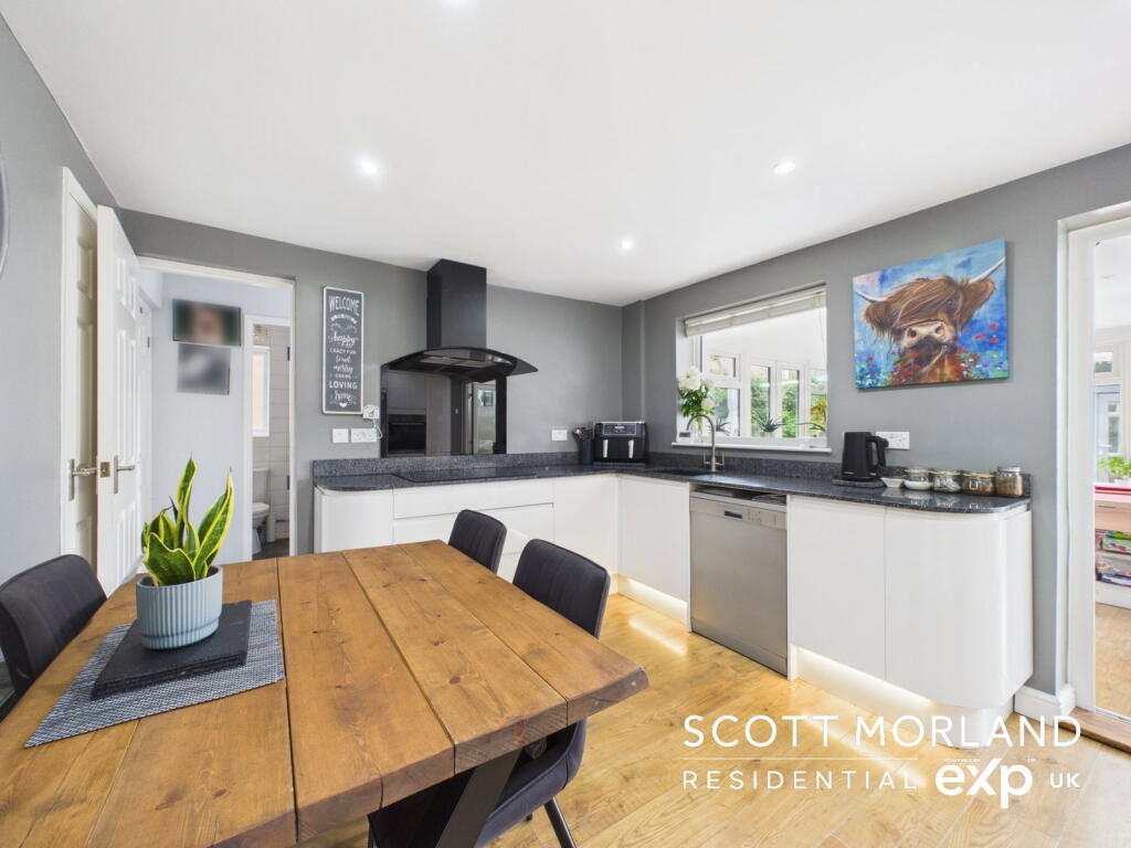 Watling End, Basingstoke, RG22 4TP - View 2