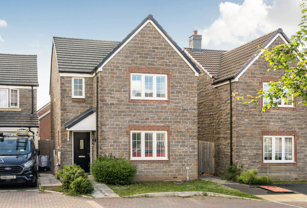 Main image of property: Aubretia Road, Emersons Green, Bristol, South Gloucestershire, BS16