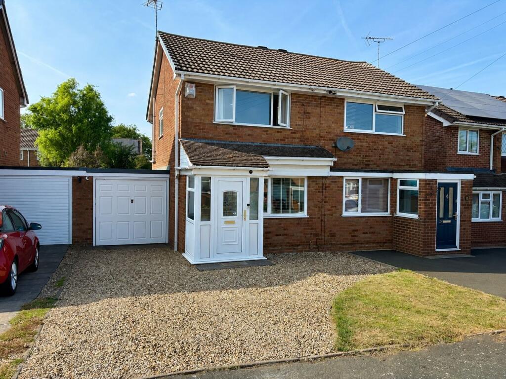 Main image of property: Field Close, Hinckley, LE10