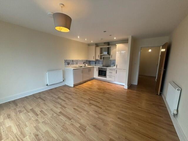 Apartment in Portishead, North Somerset - View 3