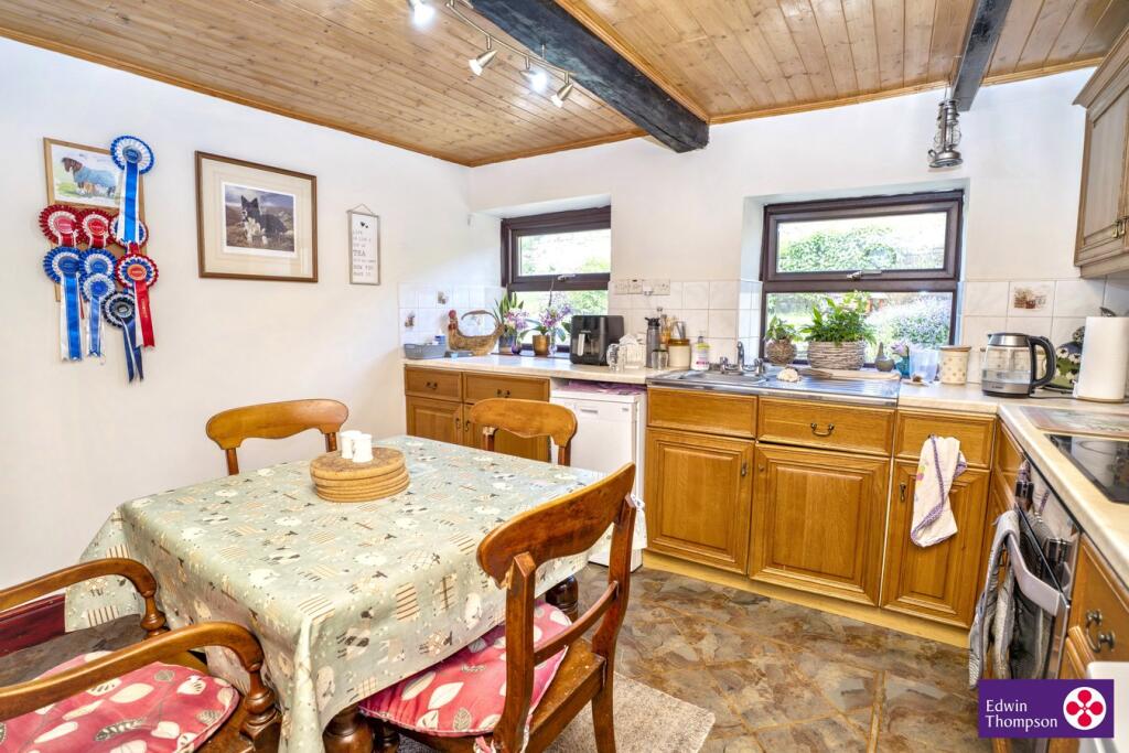 Newlands Farmhouse, Ireby, Wigton, CA7 photo 4