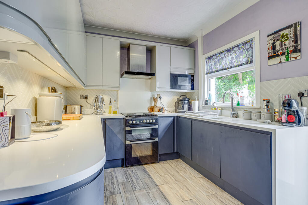House in Southend-on-Sea - View 5