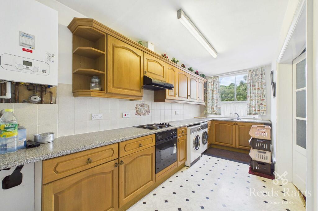 House in Kirklees, Shearing Cross, Highfields - View 5