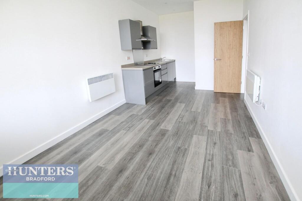 Additional image 5 of Card House, Bingley Road Bradford, BD9 6FG