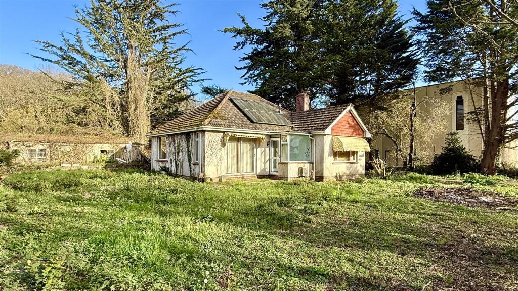 Main image of property: Ilfracombe Road, Braunton