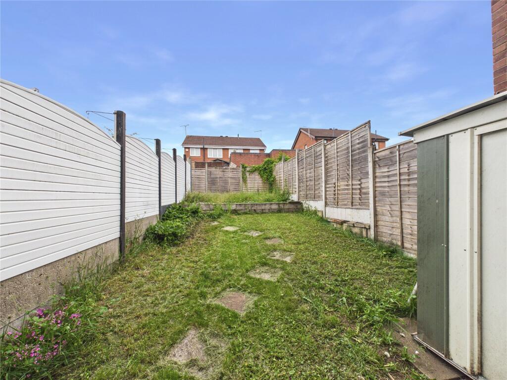 Vintners Close, Worcester, Worcestershire, WR4 photo 4