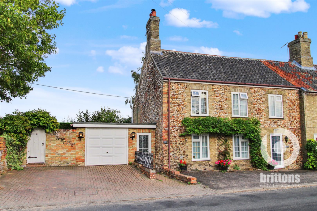 Main image of property: Stunning Character Cottage on Marham Road, Fincham
