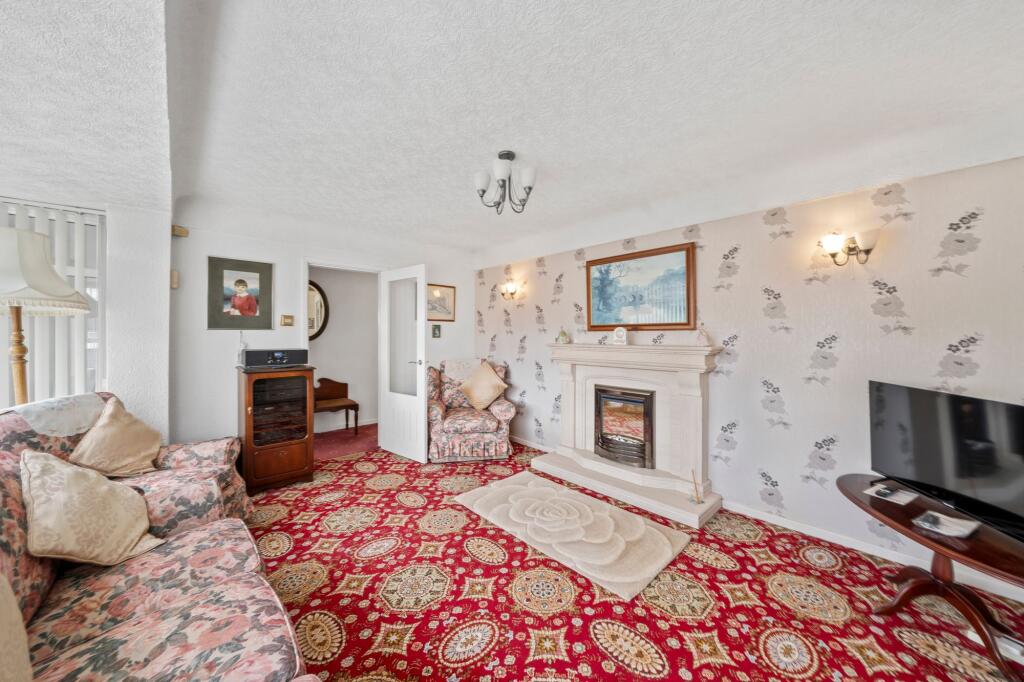 House in Newton-le-Willows, Red Bank, Wargrave - More