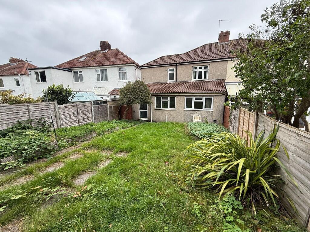 1 bedroom house share for rent