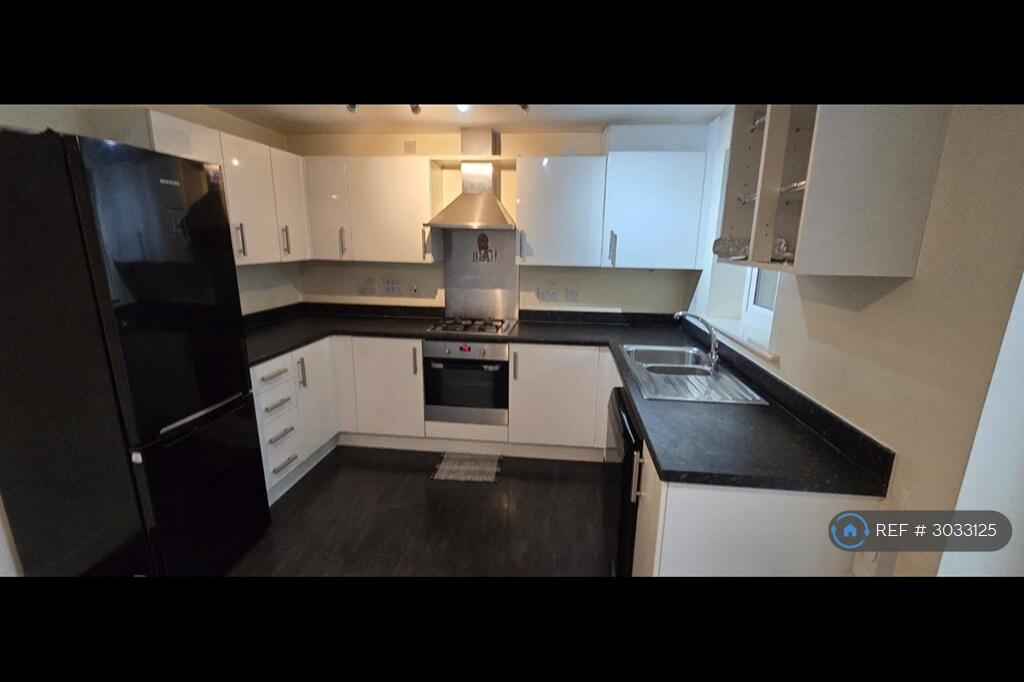 House in Bradford, Swain Green, Laisterdyke - View 5