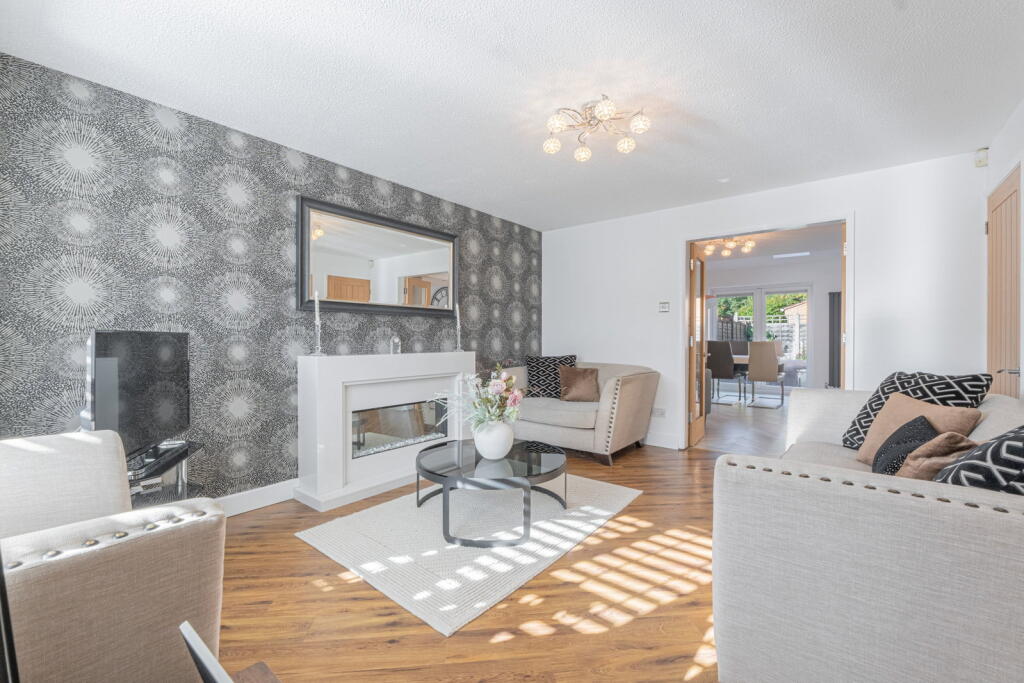Cornbury Grove, Solihull, B91 1JG photo 4