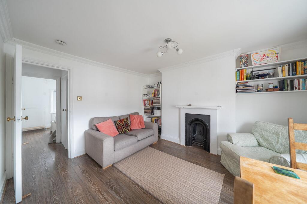 Apartment in London, Miranda Estate, Archway - View 6