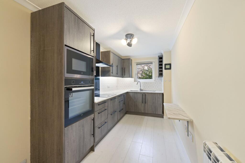 Apartment in St Andrews, Town Centre, Fife - View 3