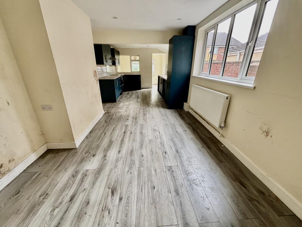 House in Doncaster - View 5