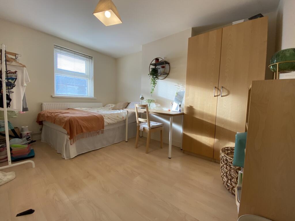 House in Cardiff, Maindy, Cathays - View 5