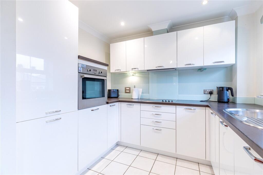 Main image of property: Jago Court, Newbury, Berkshire, RG14