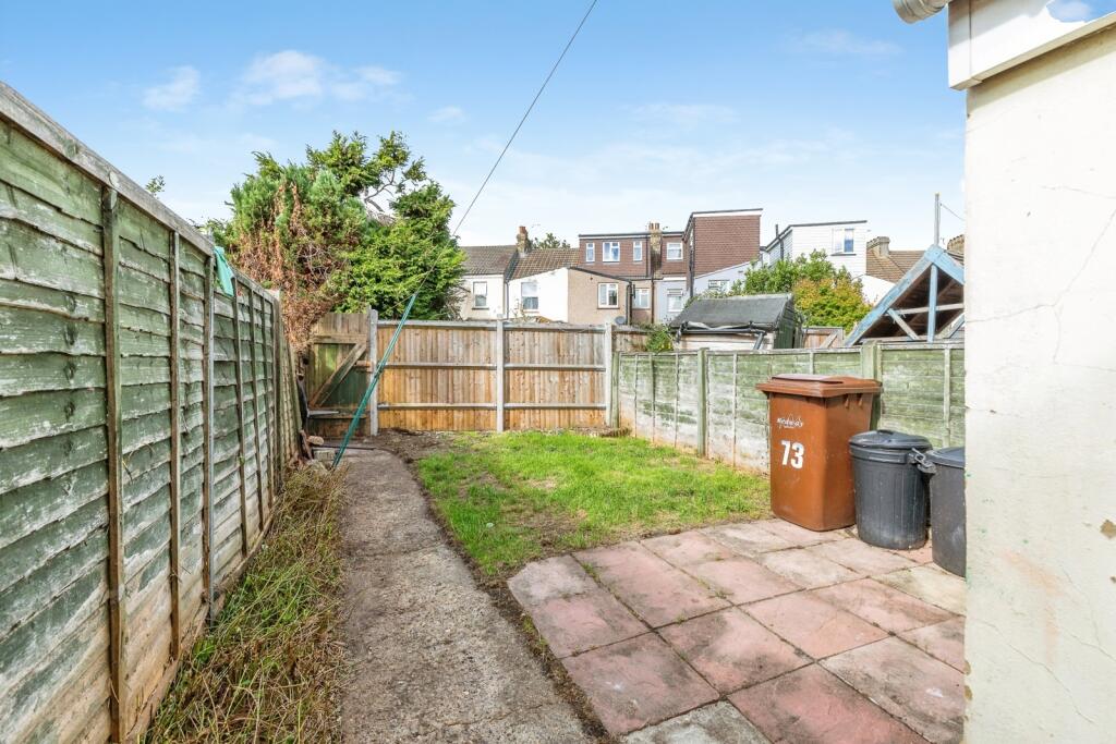 House in Gillingham, Medway - View 3