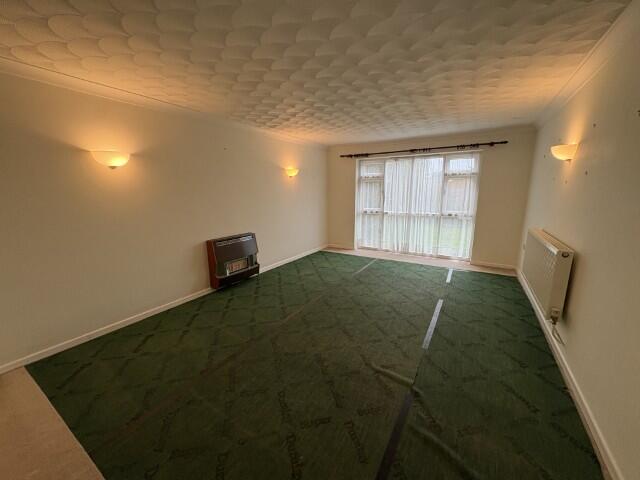 12 Litester Close, North Walsham, Norfolk NR28 9JA photo 2