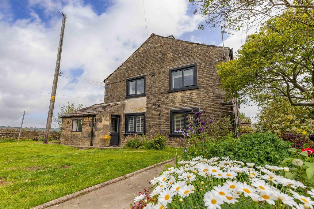 Main image of property: 10 Soyland Town Road, Soyland HX6 4NB