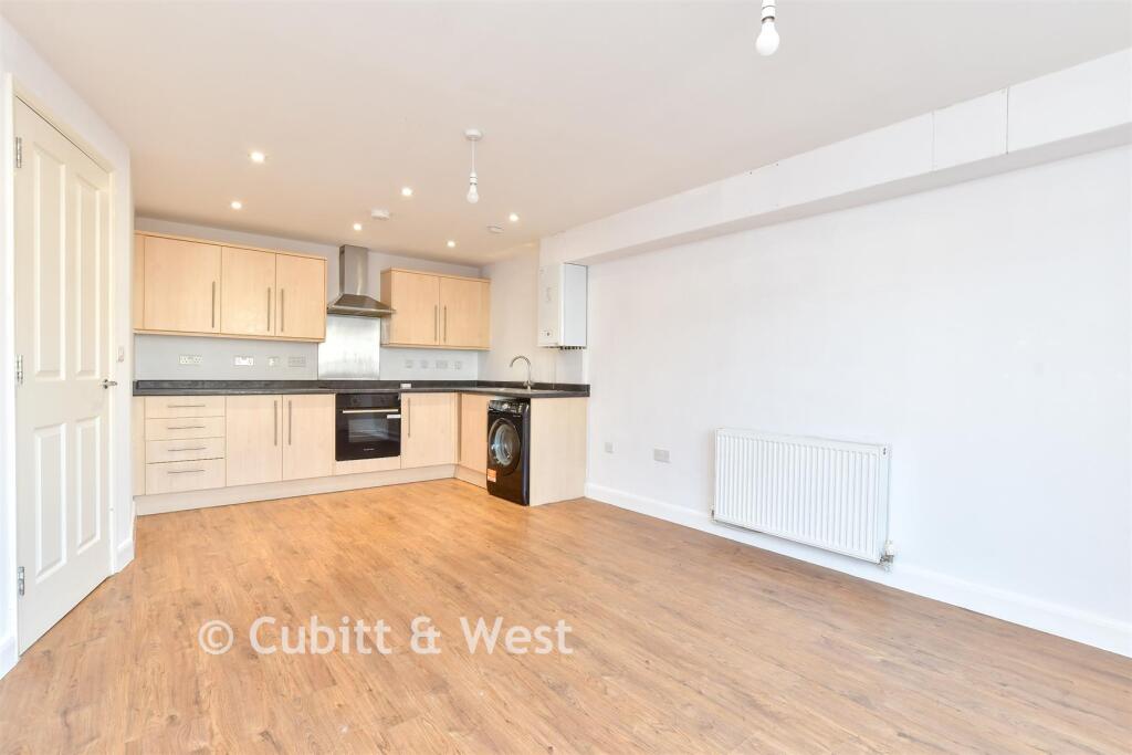 Mile Oak Road, Portslade, East Sussex photo 2