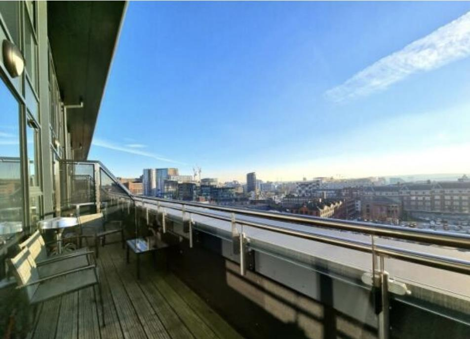 Apartment in Leeds - View 4