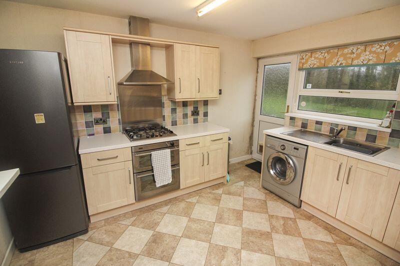 19 Pant Lodge Estate, Llanfairpwllgwyngyll photo 4