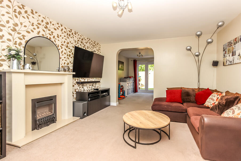 House in Wellingborough, Redhill Grange - View 2