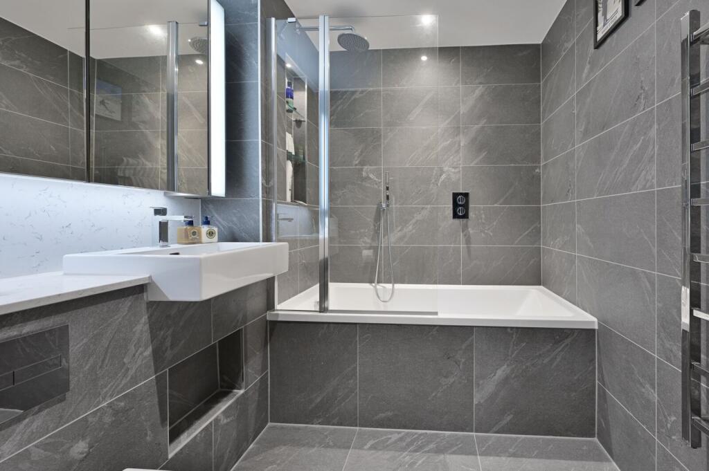 Apartment in London - View 4