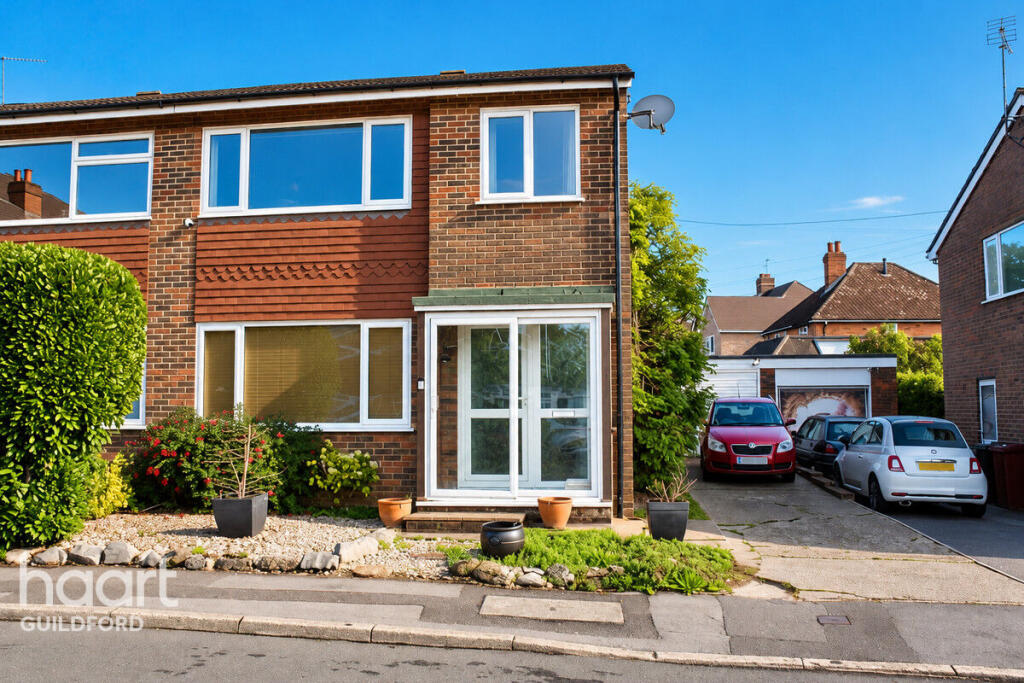 House in Guildford - View 2