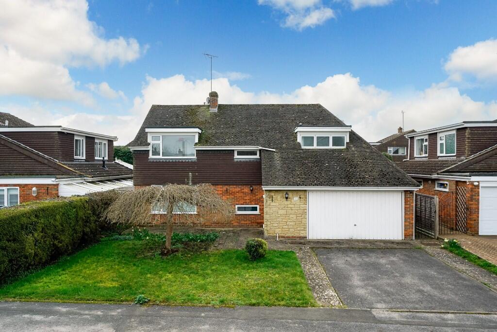 Main image of property: Good Intent, Edlesborough, LU6 2RD