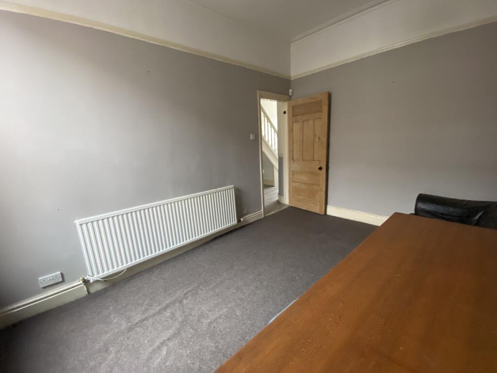 9 Kingsdale Road, Liverpool, Merseyside L18 1LD photo 5